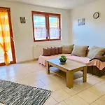 Nora Apartamento *