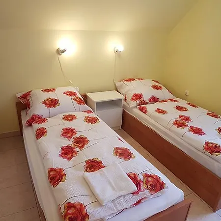 Nora Apartment