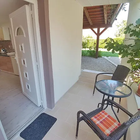 Apartment Nora Heviz